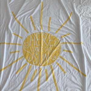 “Here comes the sun” Tapestry